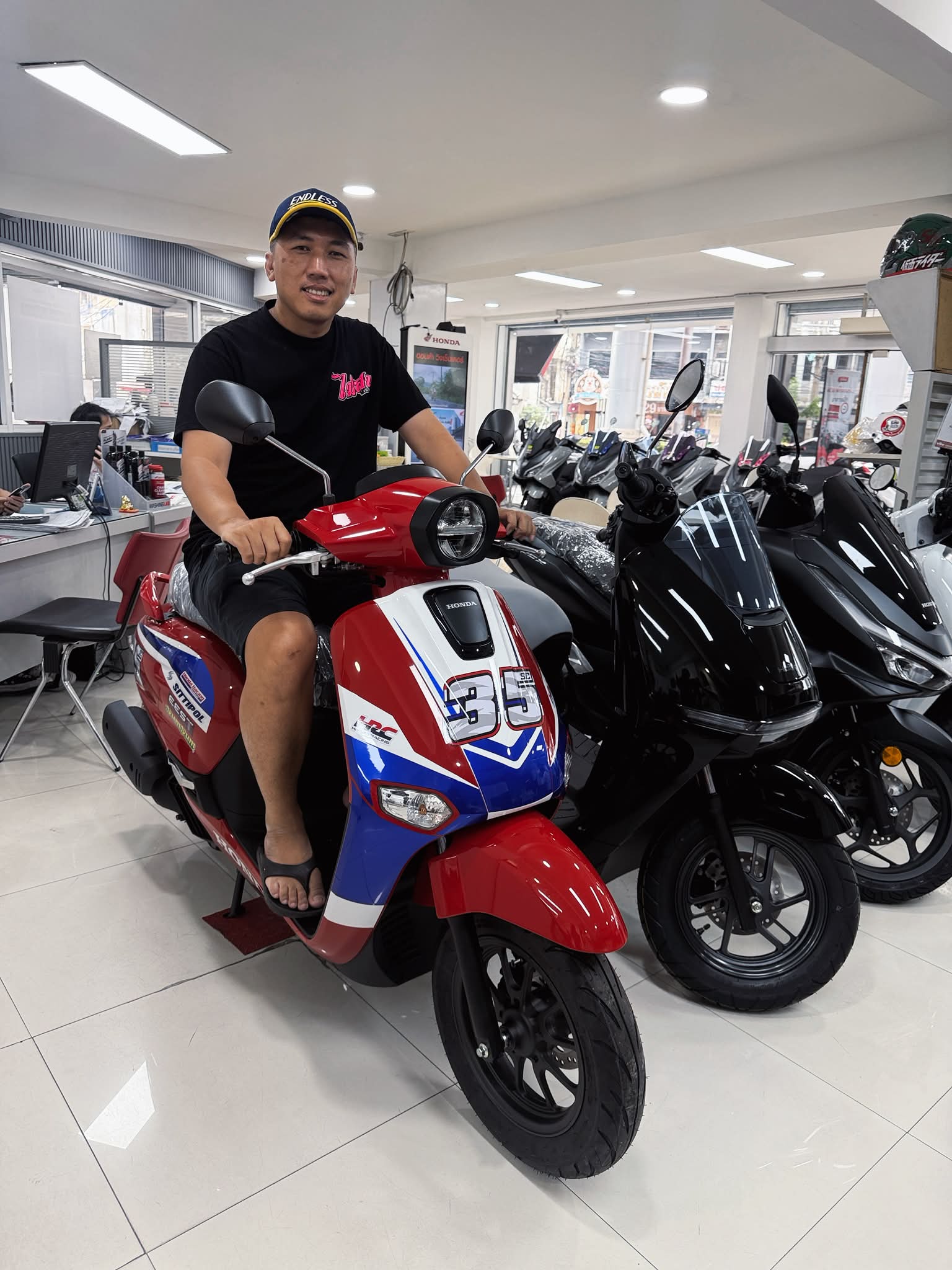 Girono SC35 Limited 35 motorcycle