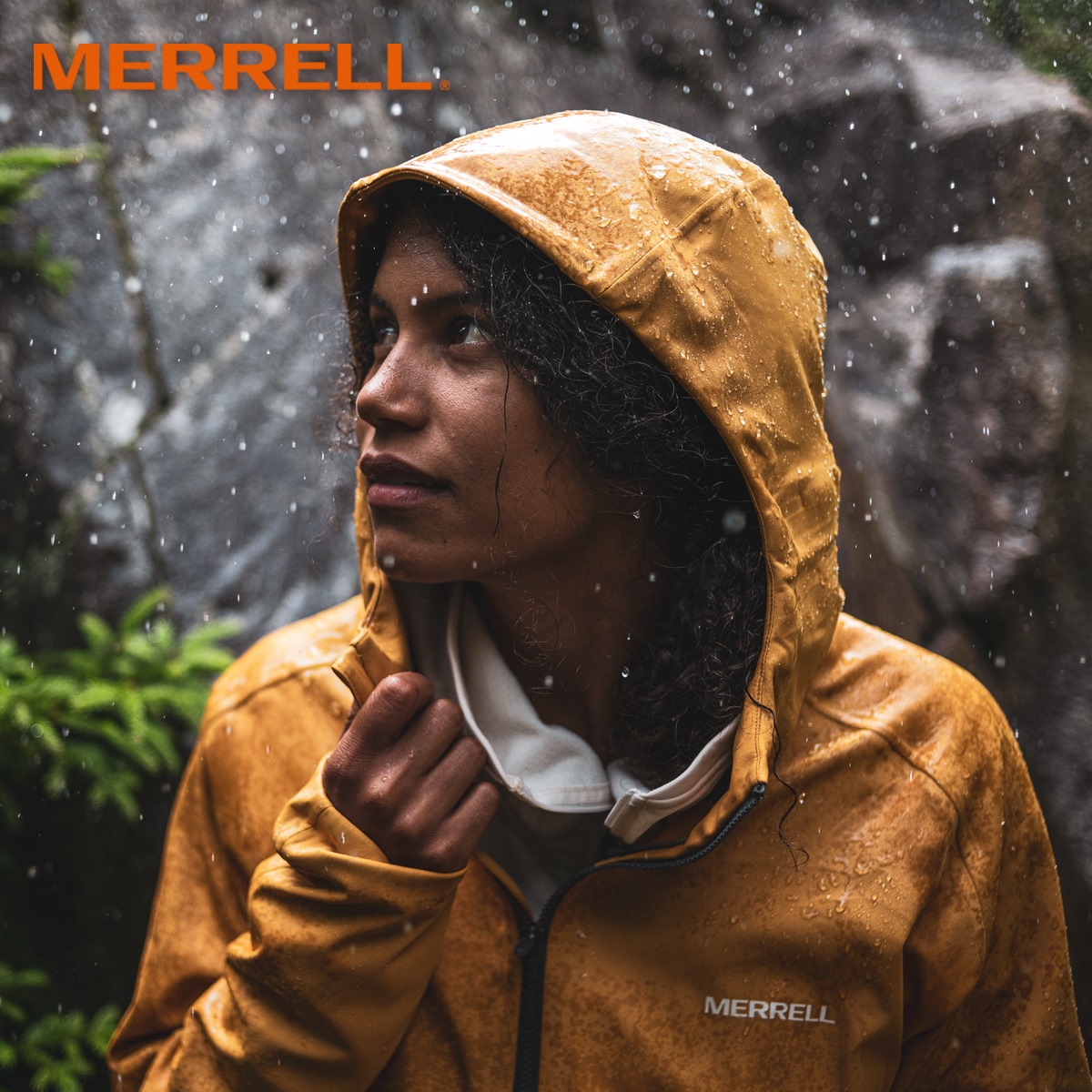 Merrell - WHISPER SHELL 防水透氣外套 屏除雜音 專心聆聽 2019美國戶外展 -... | Facebook