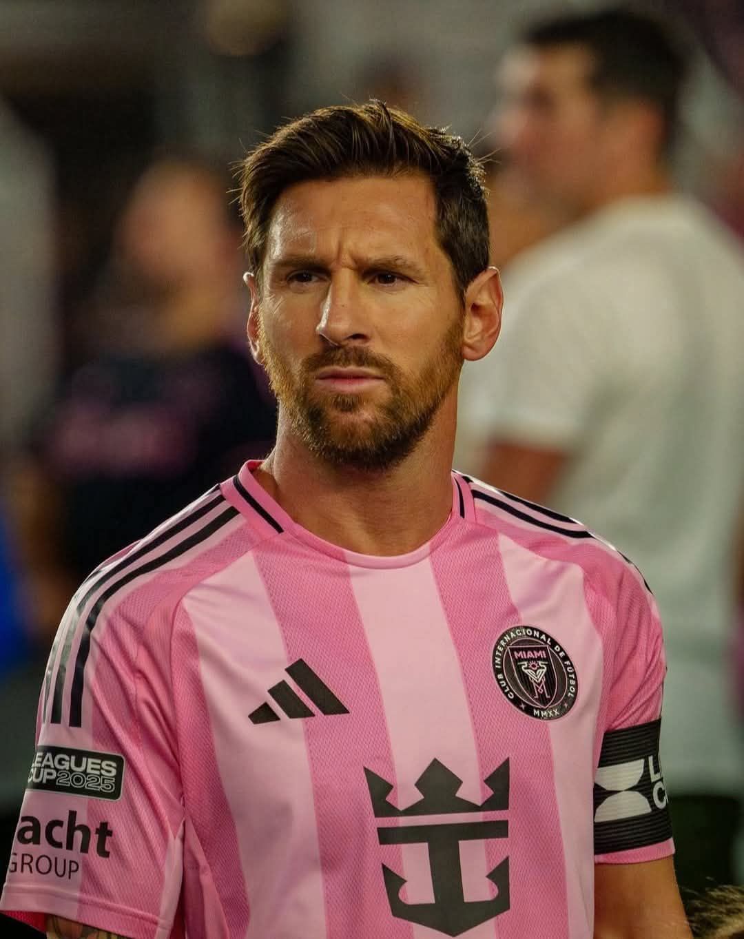 Player nearing 900 official goals and 400 assists