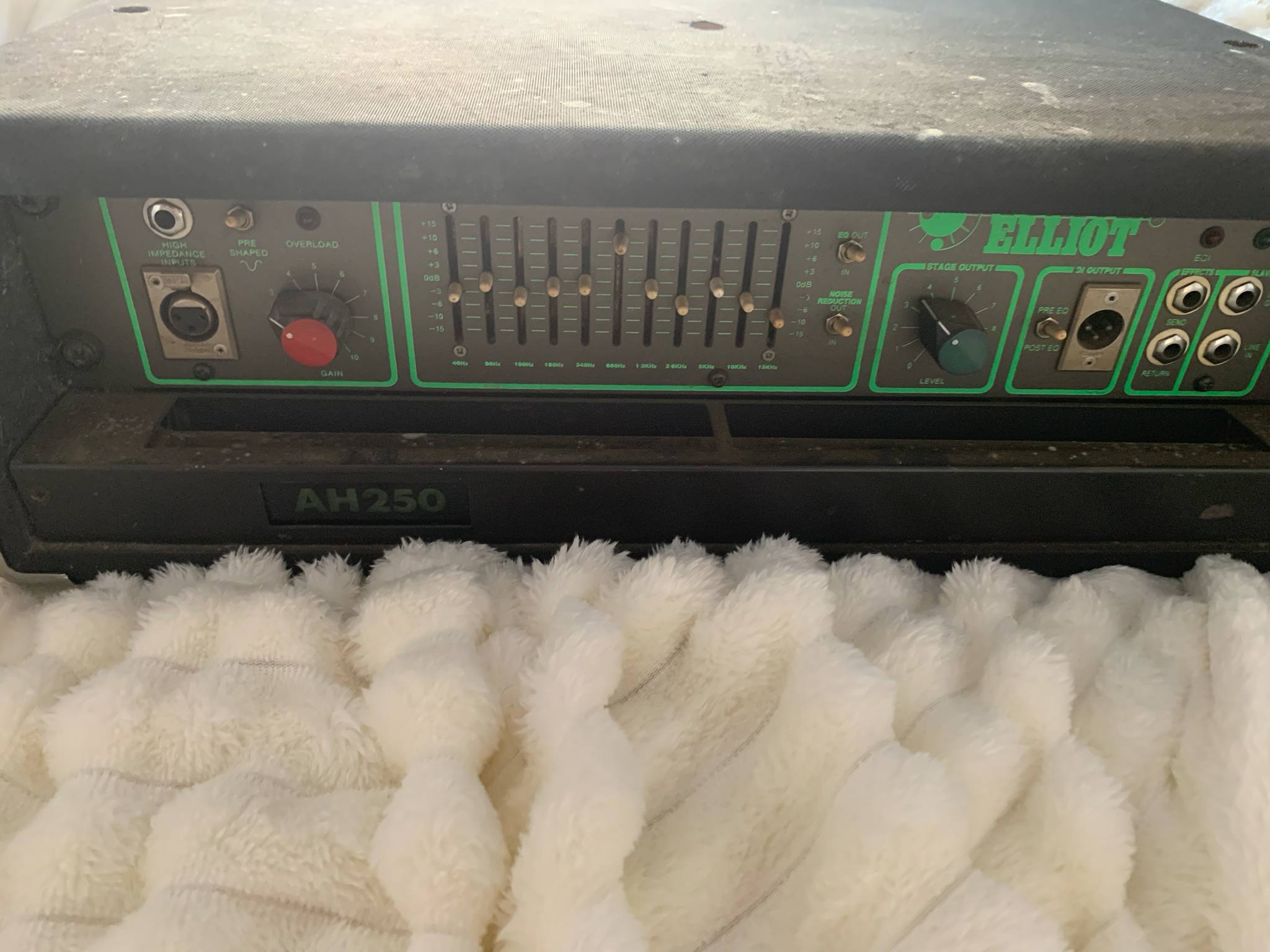 Trace Elliot AH250 bass amp for sale or retirement