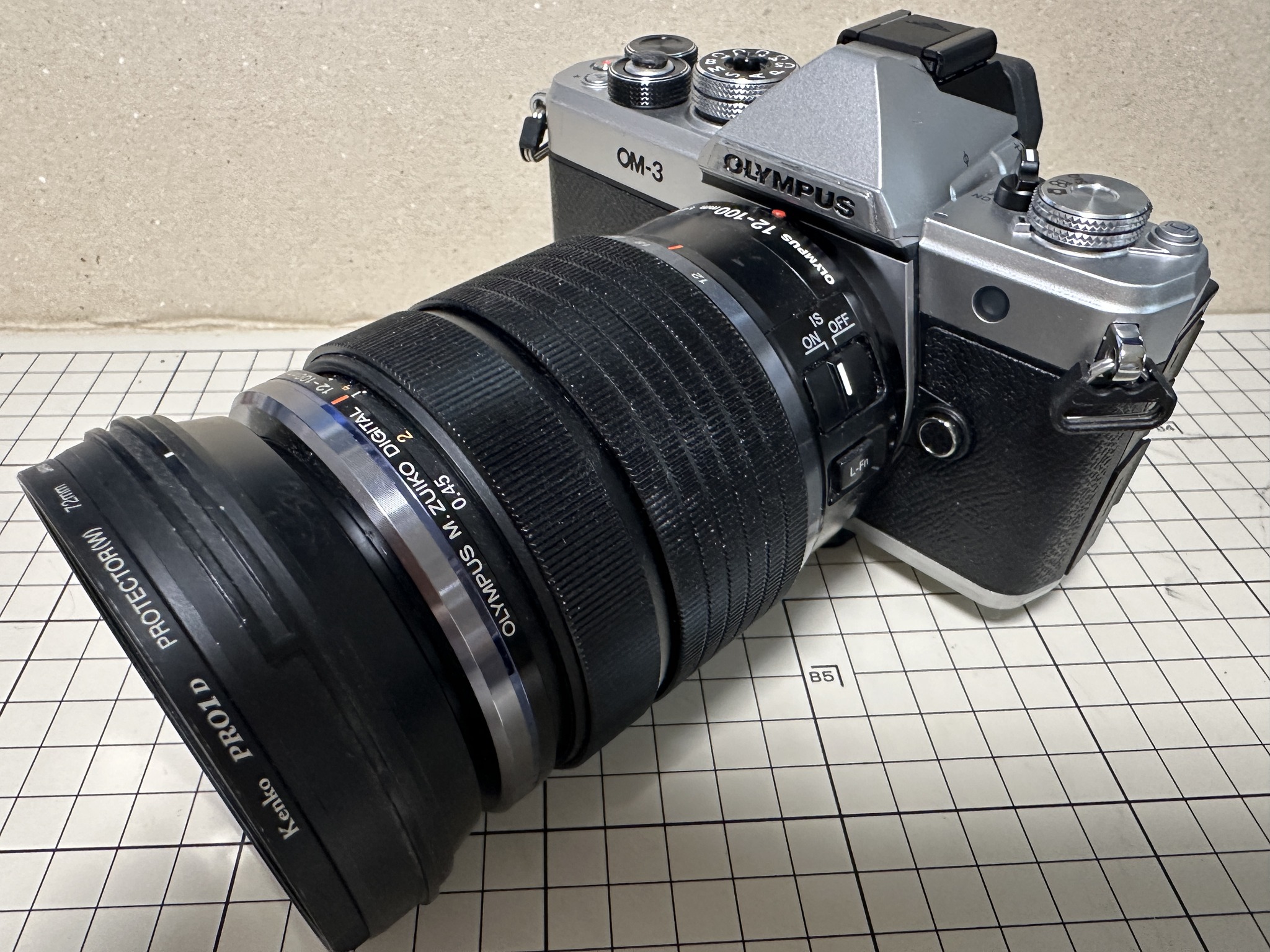 ミラーアップして直らないというジャンクの「Nikon FA」を2023年10月に