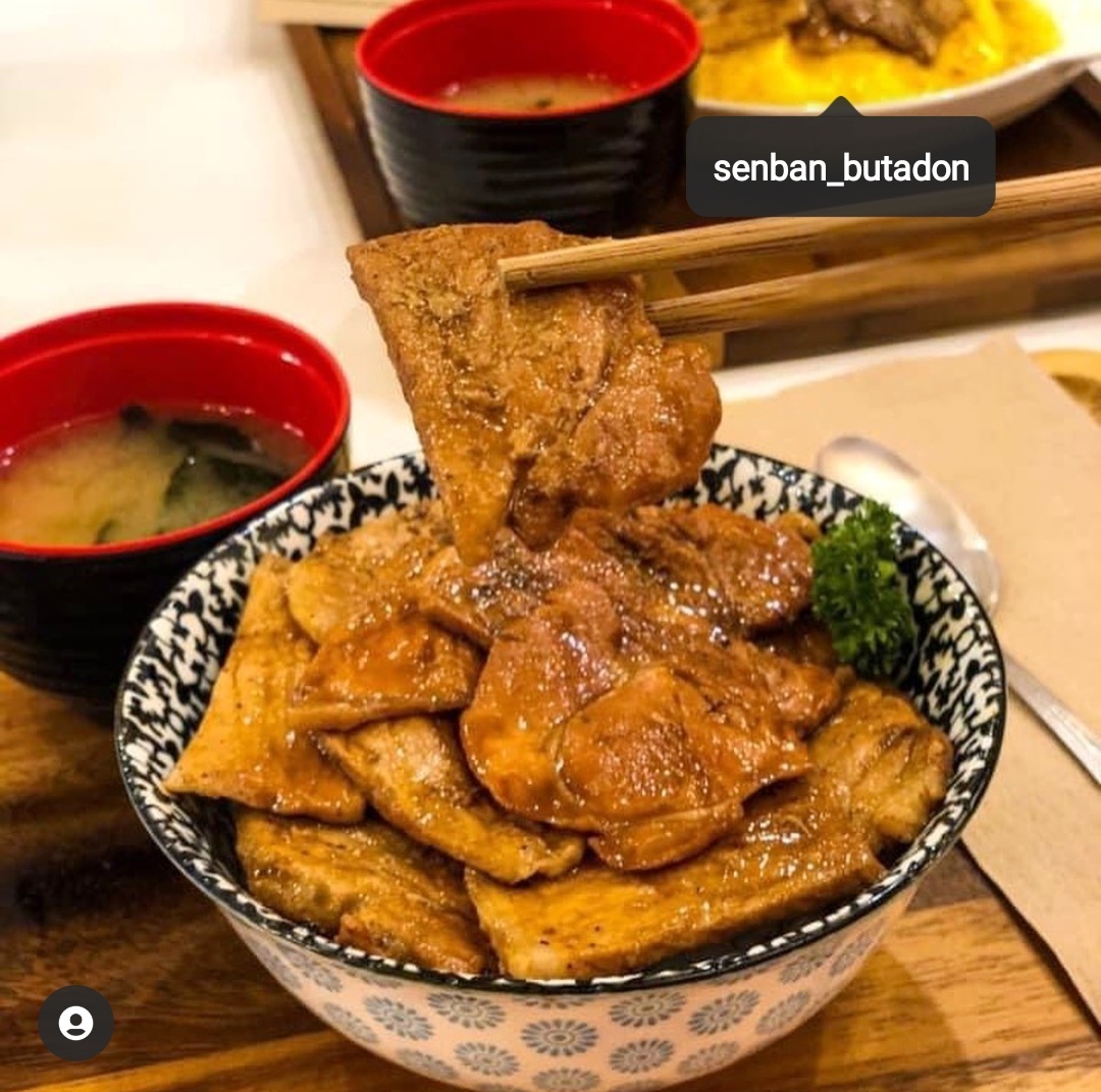 ต้อนรับเดือน... - Senban 千万 Butadon - เซ็นบัน หมูย่างเตาถ่าน | Facebook