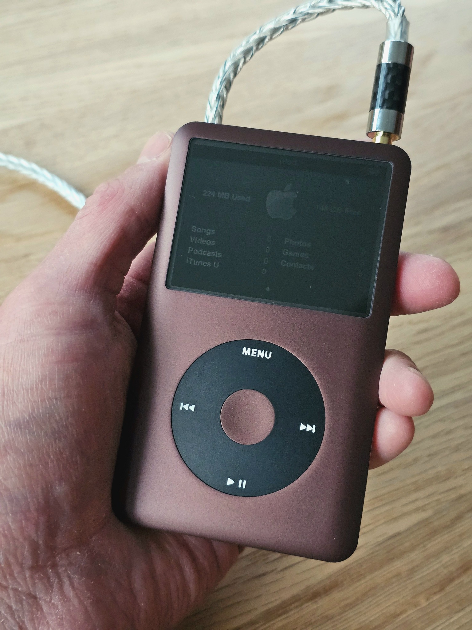 iPod Classic 7th Gen 160GB with bronze faceplate