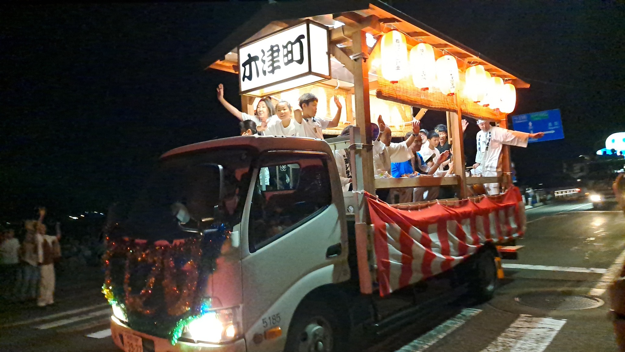 小千谷 祭り 万 灯