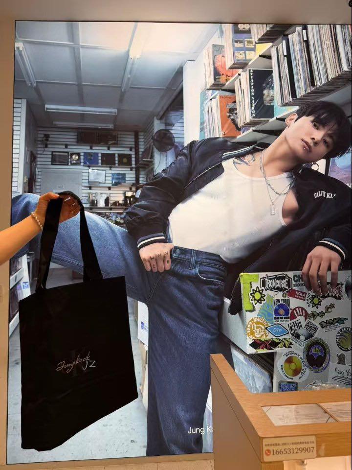 🥰La bolsa de compras negra y la bolsa tote con el nombre de