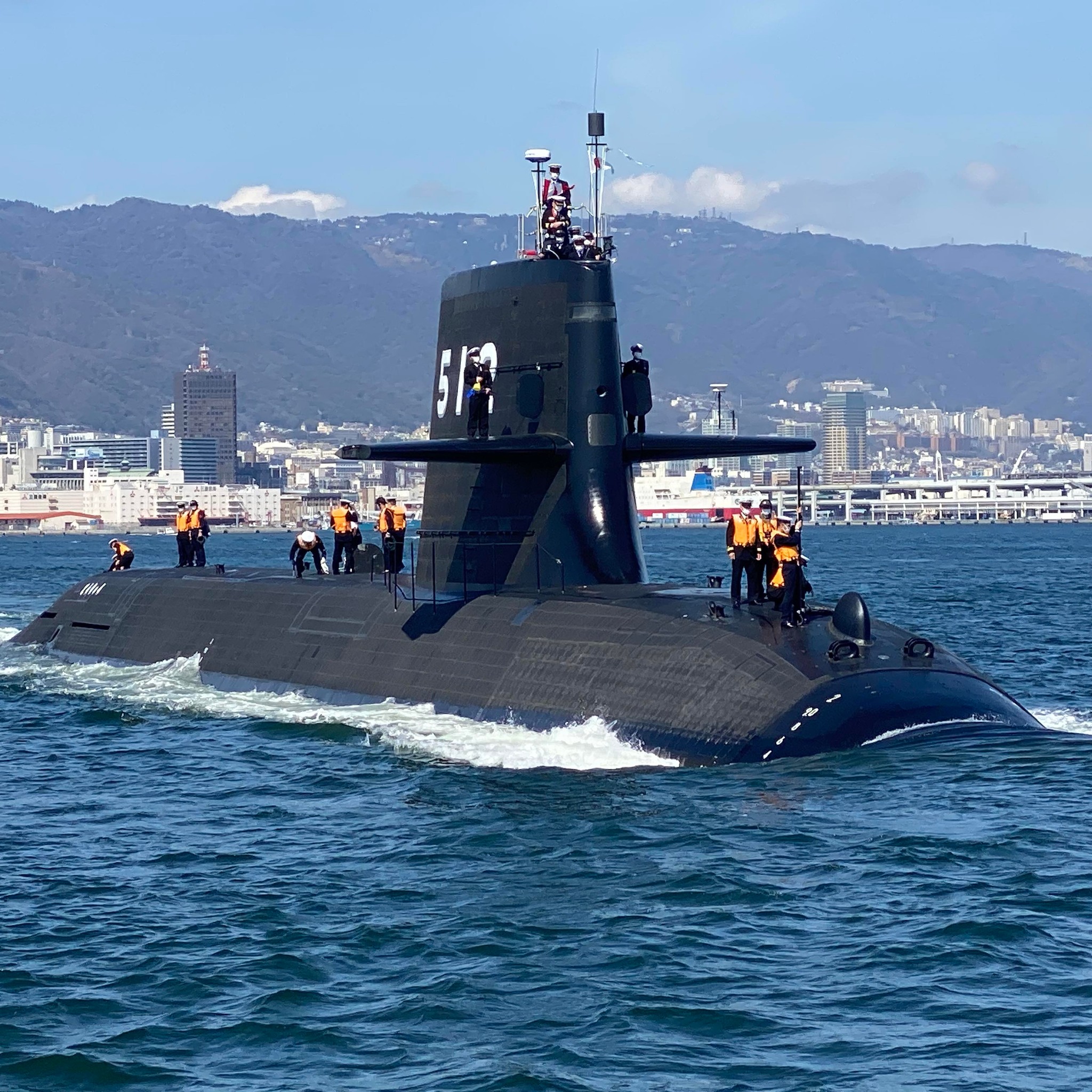 市民と海上自衛隊の集い - 市民と海上自衛隊の集い added a new photo — in Akashi,...