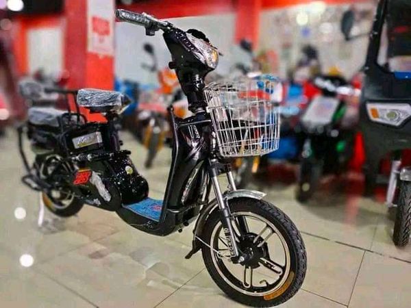 Elevate your ride with the NWOW Electric Bike! 🚴‍♀️✨ Enjoy the