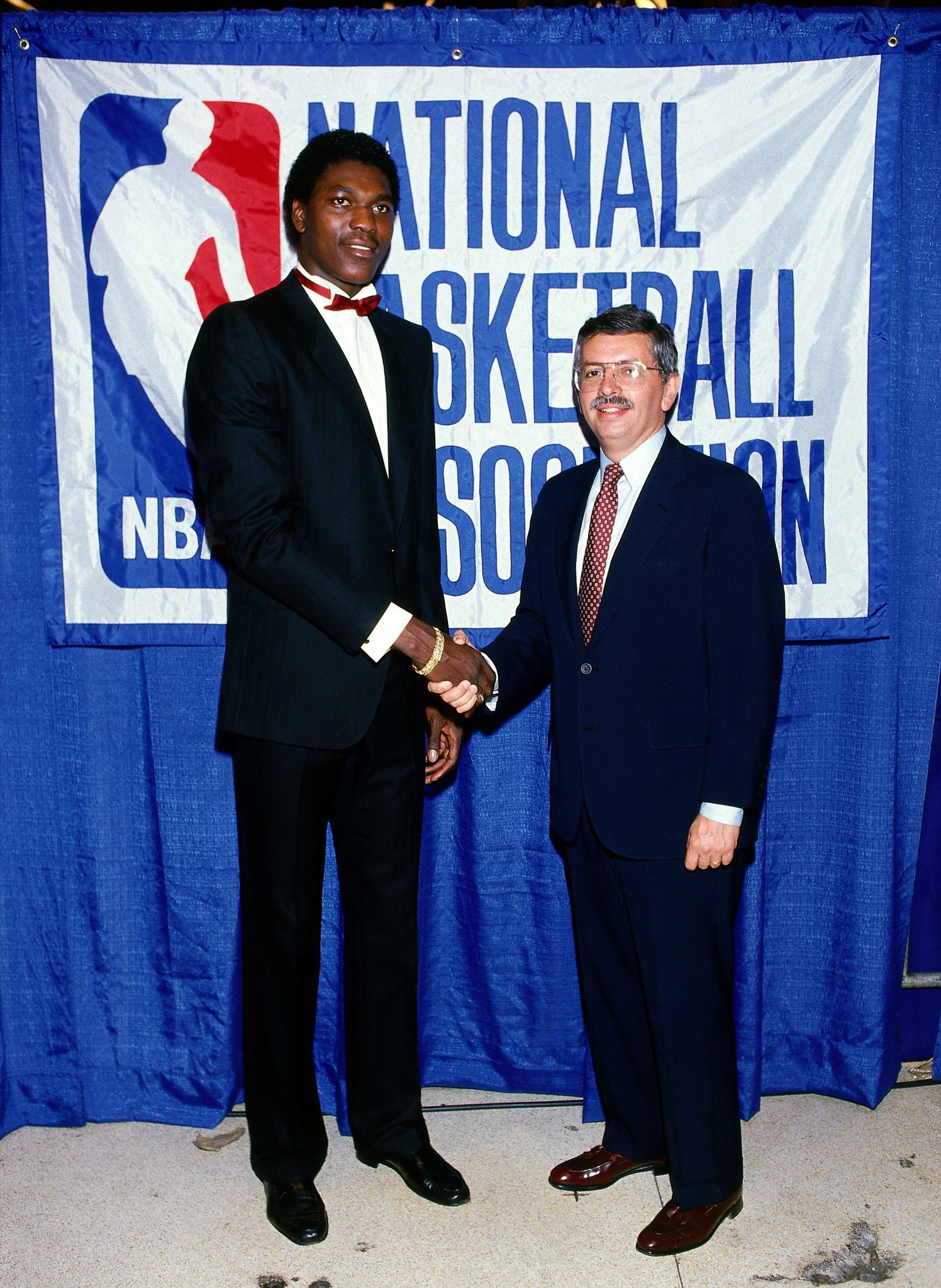 NBA Taiwan - 🌎 1984年的今天，NBA全球化推手David Stern正式接下Larry...