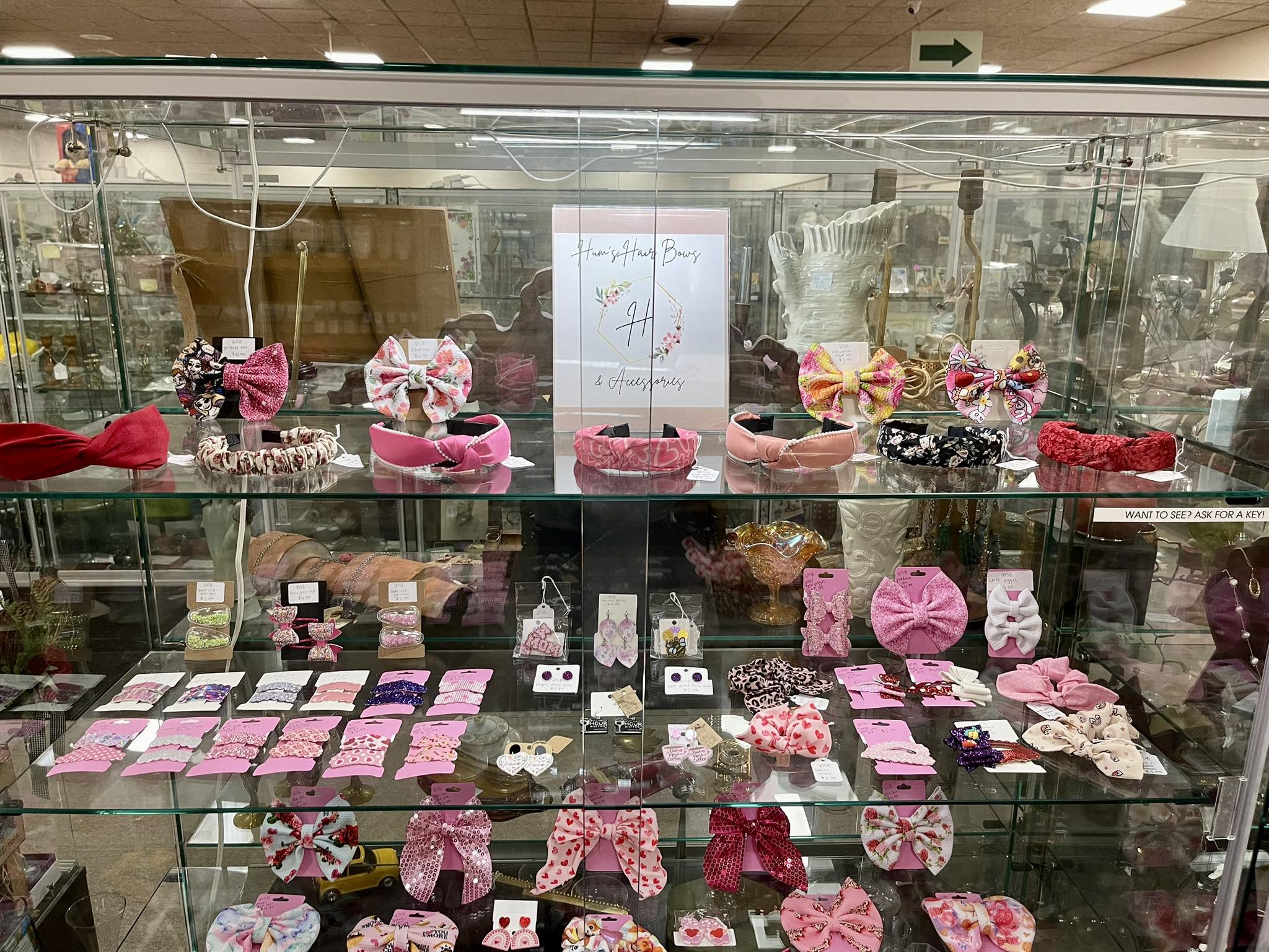Hum's Hair Bows & Accessories