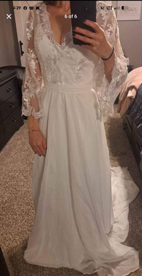 tb formal dresses Dress Ivory Wedding Dress for Sale - XS Size, Lace Sleeves, Plunging Neckline evening tony bowls