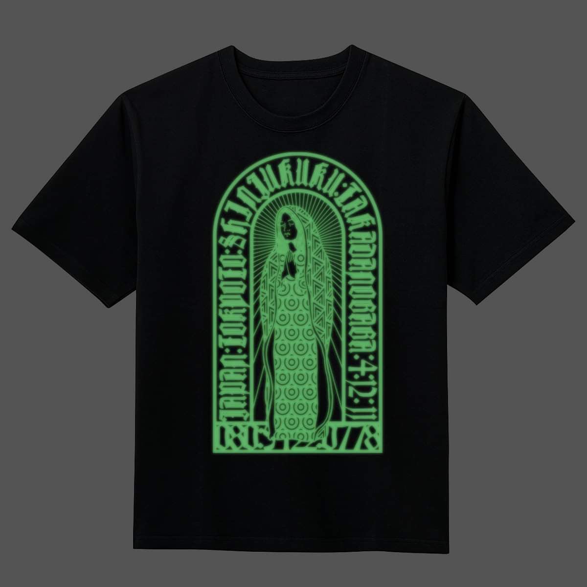 しらきたつやコラボ ブラックTシャツ×蓄光プリント 本日夕方発売開始 