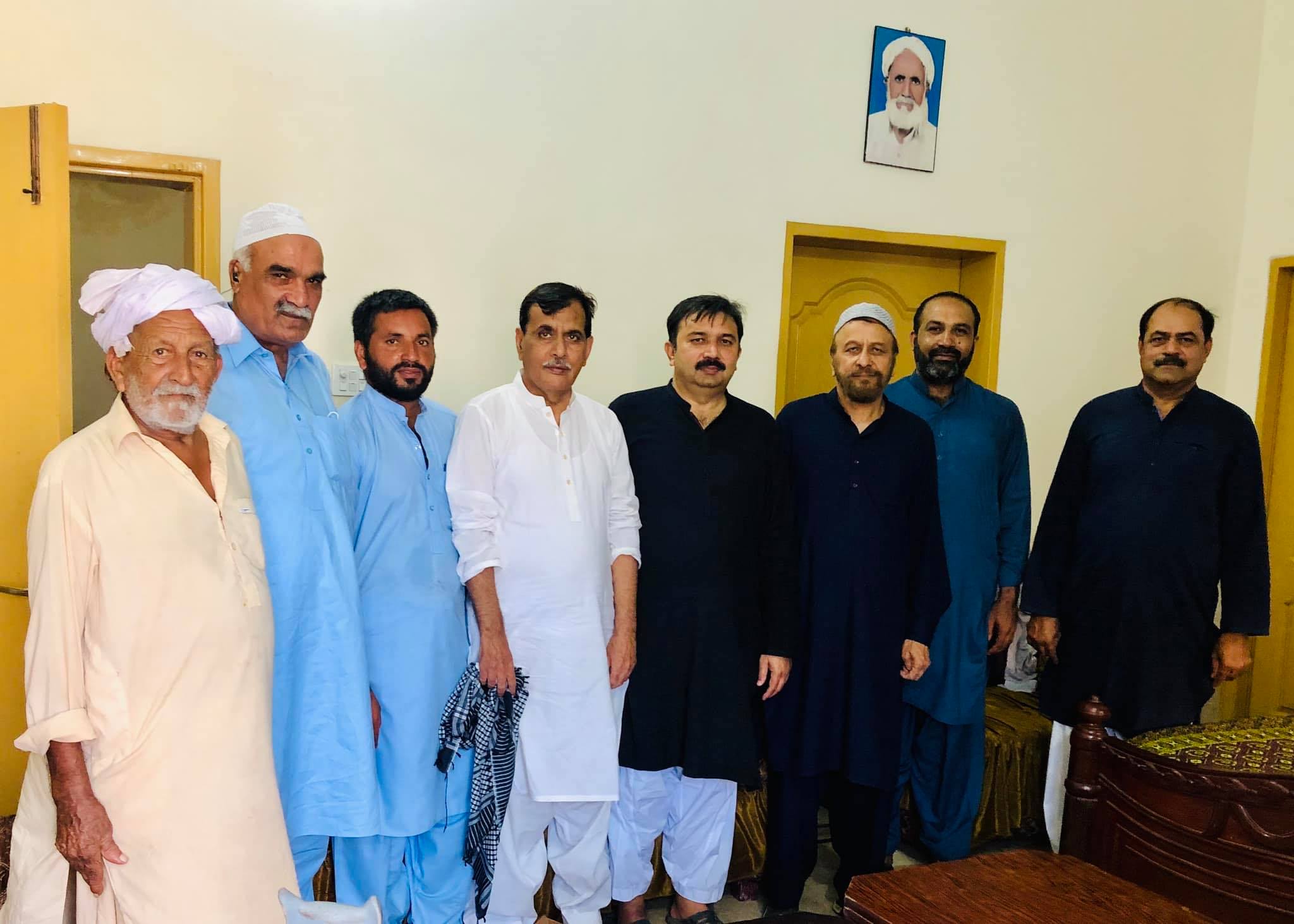 Azam Raza - Azam Raza updated his cover photo.