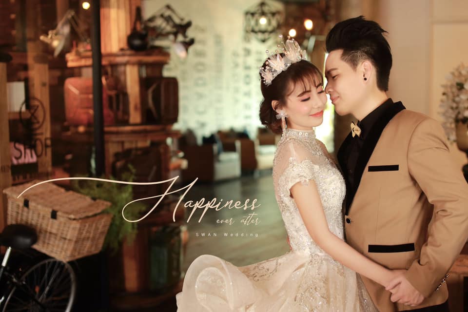 SWAN Wedding - 情不知所起 一往而情深 我与你 注定一生 👰 🤵 #穿美婚纱 #嫁给爱情 #天鹅嫁衣 #天鹅婚纱照 #所有的美好 ...