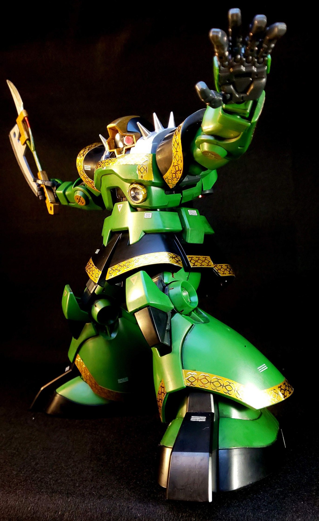 1987年公開の「ルパン三世 風魔一族の陰謀」は以下のようにガンダムで