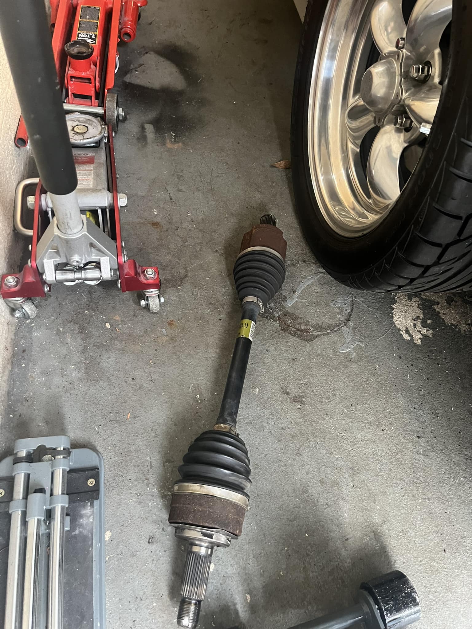 Pair Of Front CV Axle Shafts For Acura TL & Honda Accord EX/LX FWD – TrakMotive Direct Fit