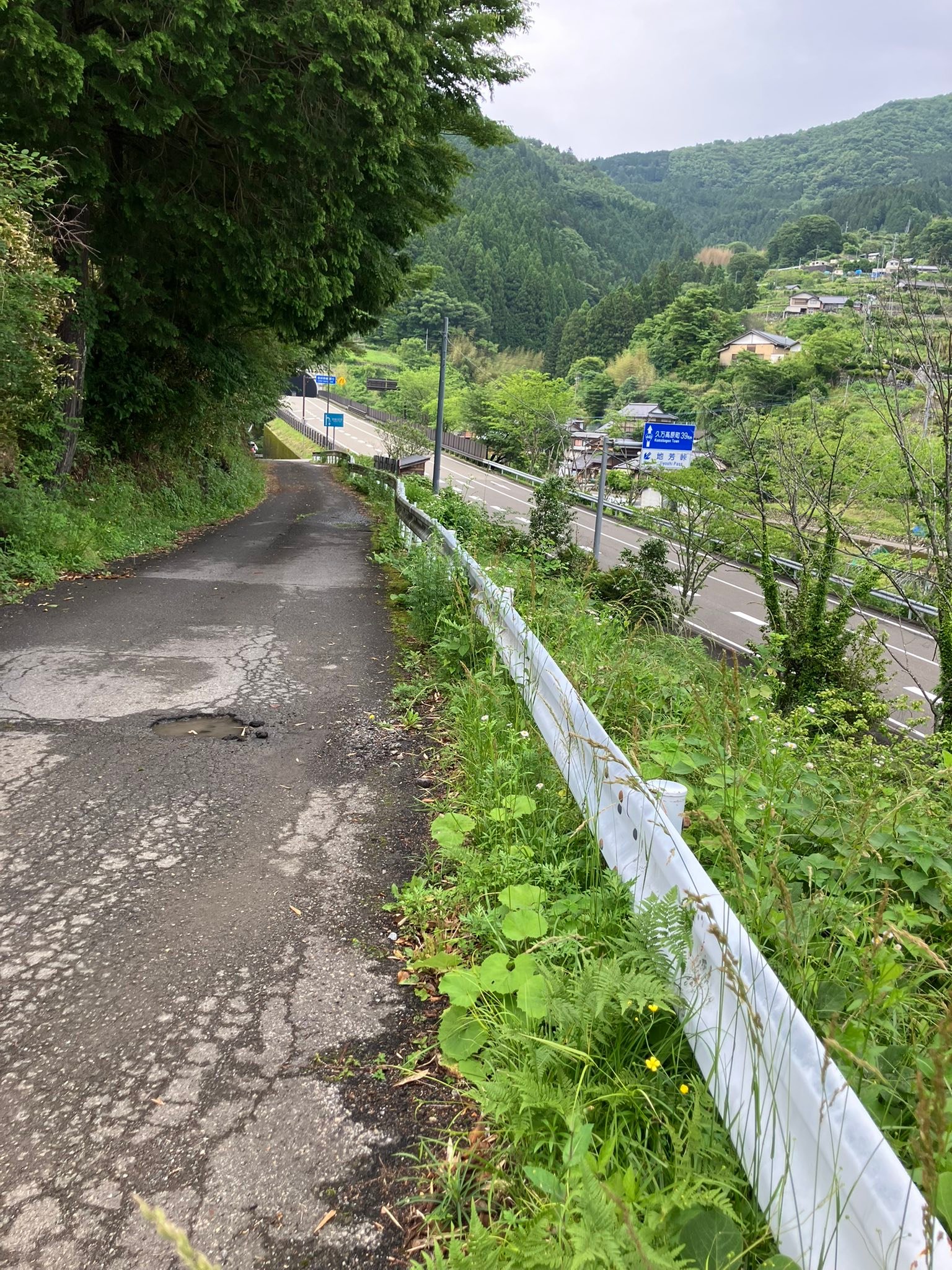 北海道バイクツーリング情報局 On The Road Hokkaido | 四国は道が 逸れると悪路 | Facebook