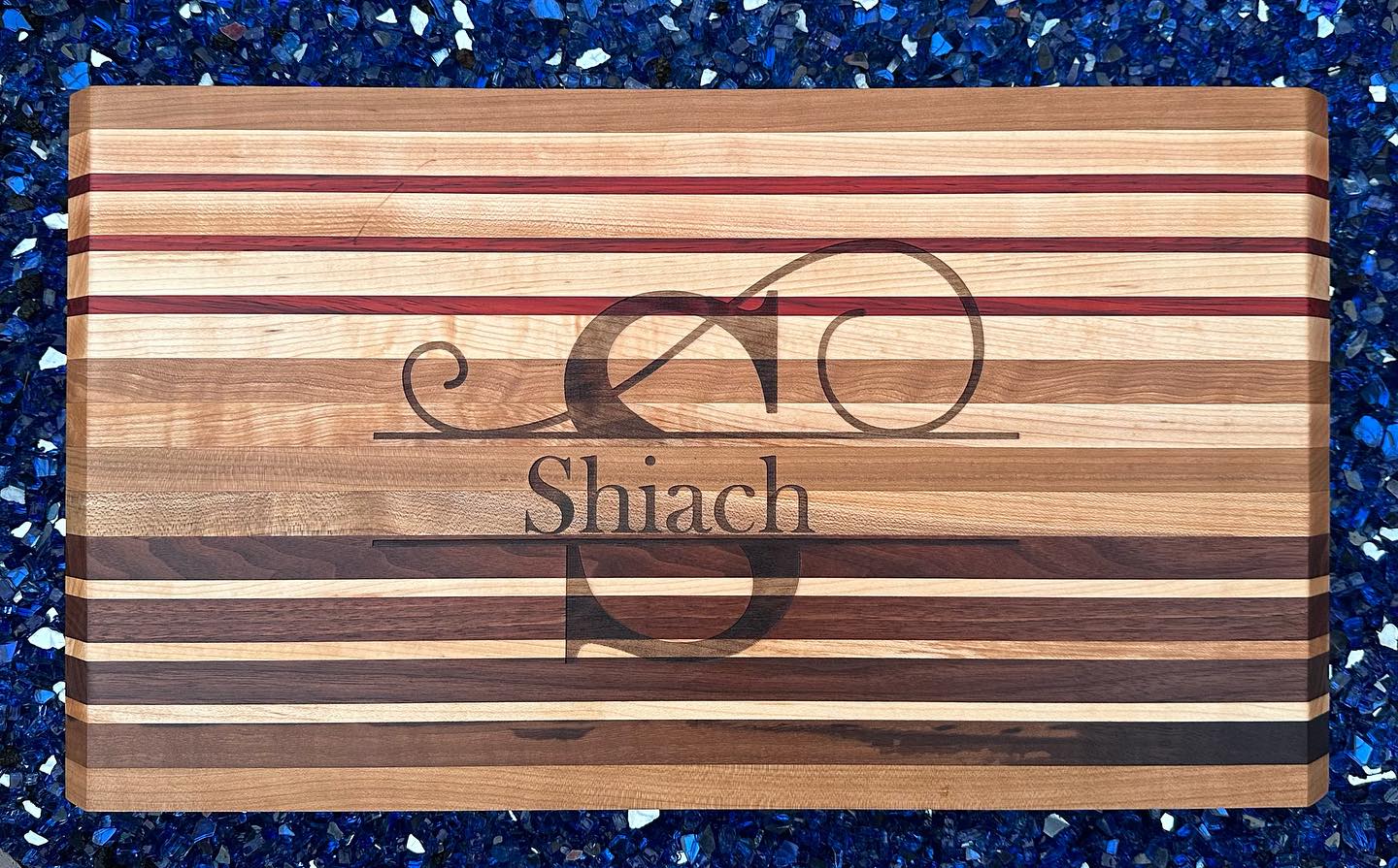 Rustic Ruckus - The beautiful cutting/charcuterie board is... | Facebook