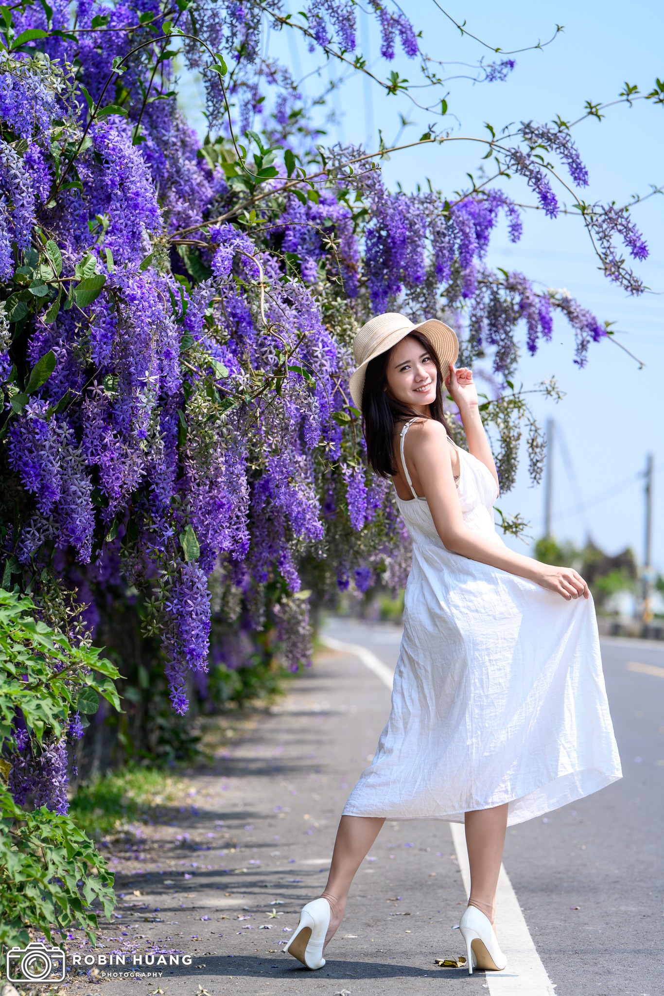 Robin Huang (@robin.huang.180) • Facebook