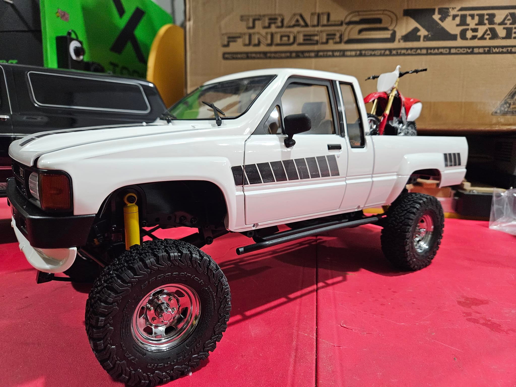 1/10 scale 1982 Toyota pickup by RC4WD