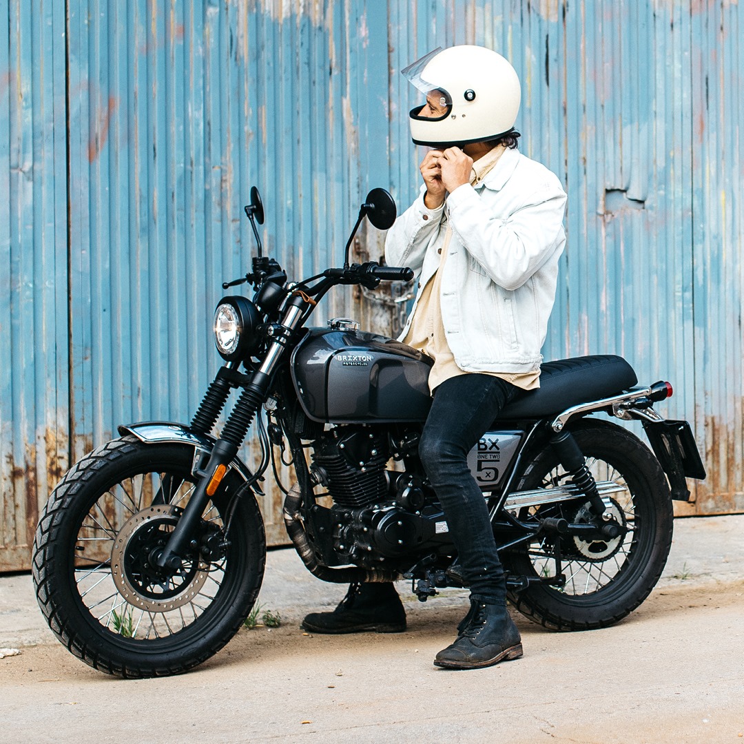 brixton motorcycle helmet Motorcycles Lock with Flexible Waistband Automotive Fashion styling with full CE Motorcycle modifications Concealed helmet lock
