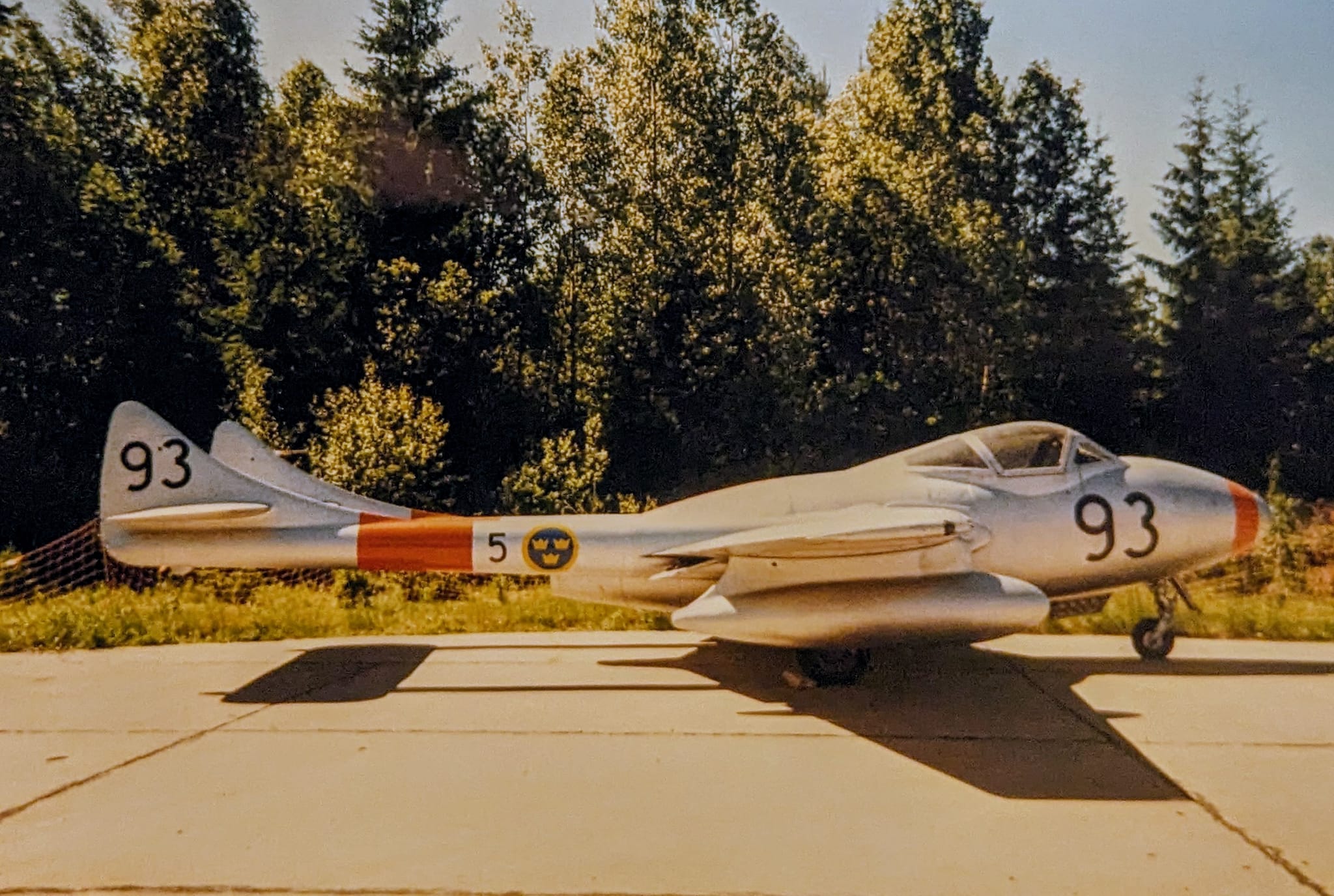 Trumpeter – De Havilland Vampire FB.9 – Échelle 1/48 – Maquette Avion – Dès 14 Ans – Import Japon