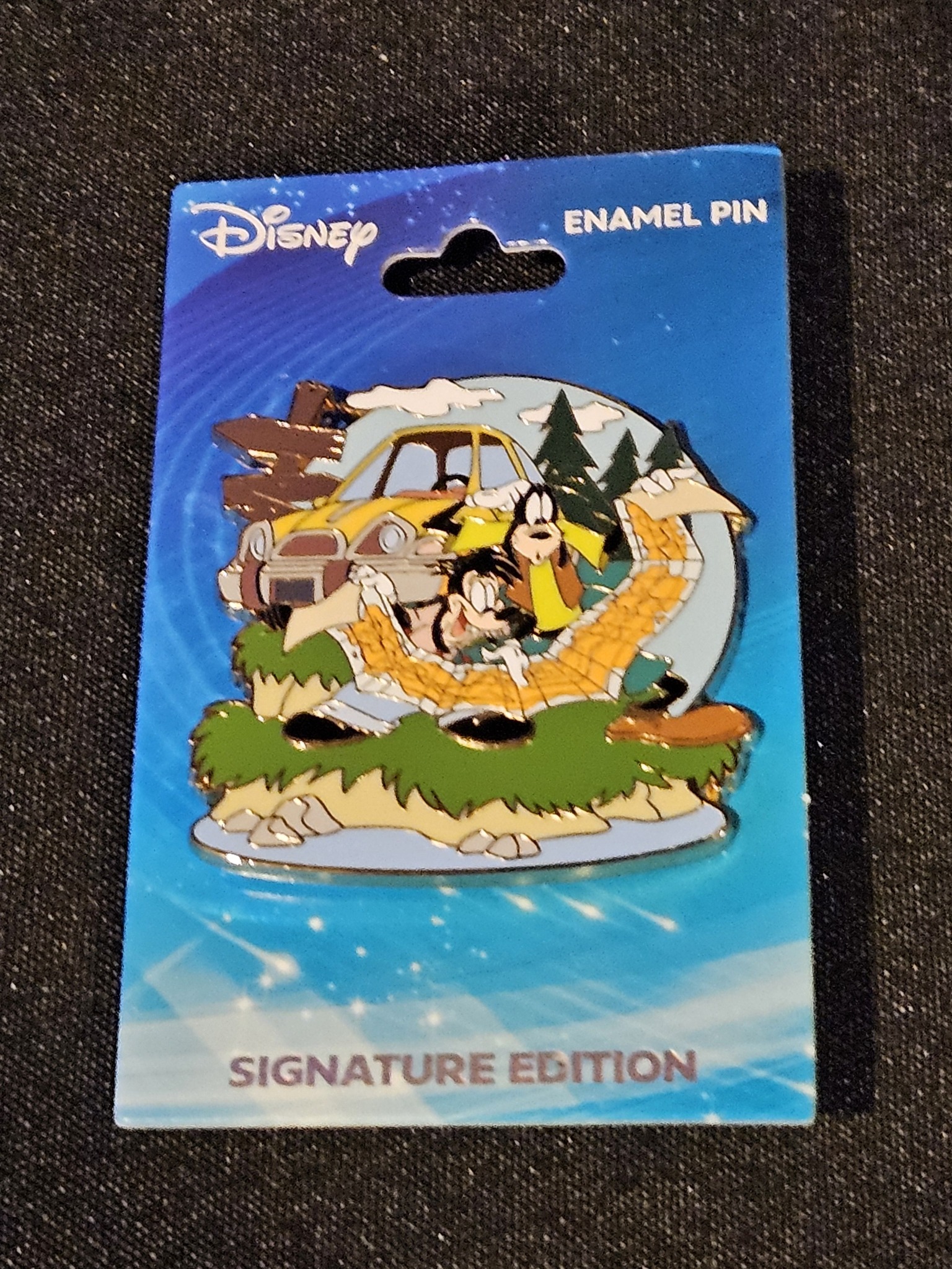 Disney Cruise Line Goofy Collection Board
