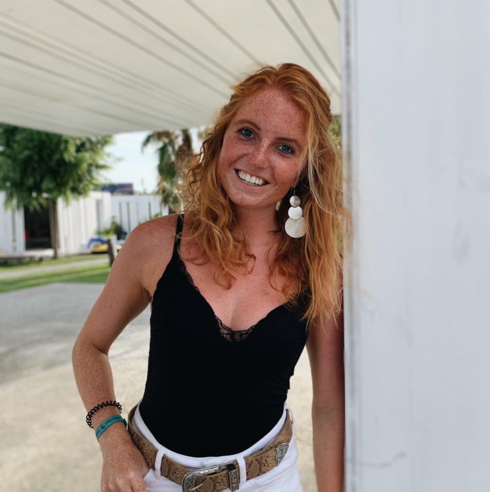 Female Digital Nomad Community | Still tracking your freelance hours in ...