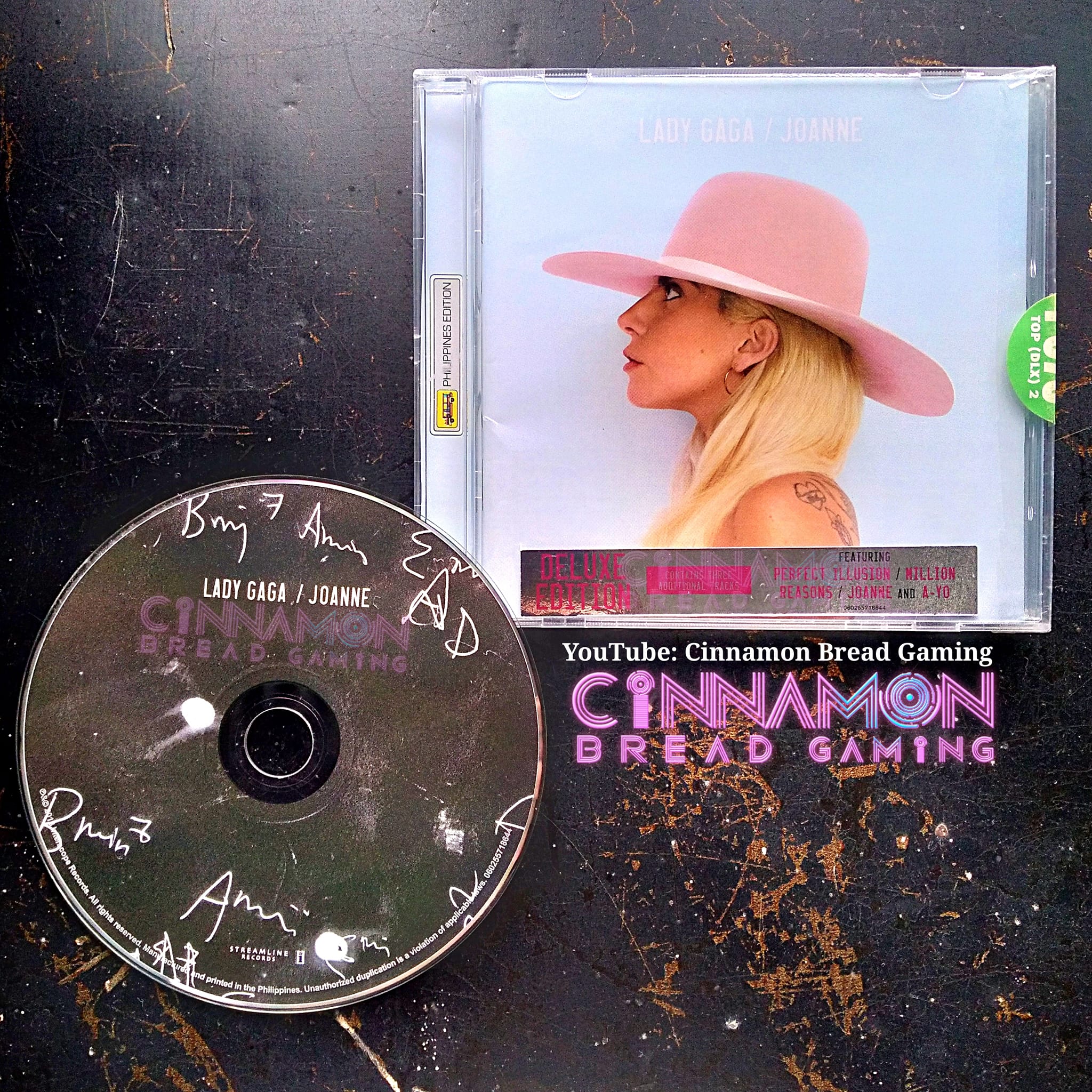LADY GAGA / #JOANNE / OCT 21 DELUXE & STANDARD TRACKLISTS + CD LABEL