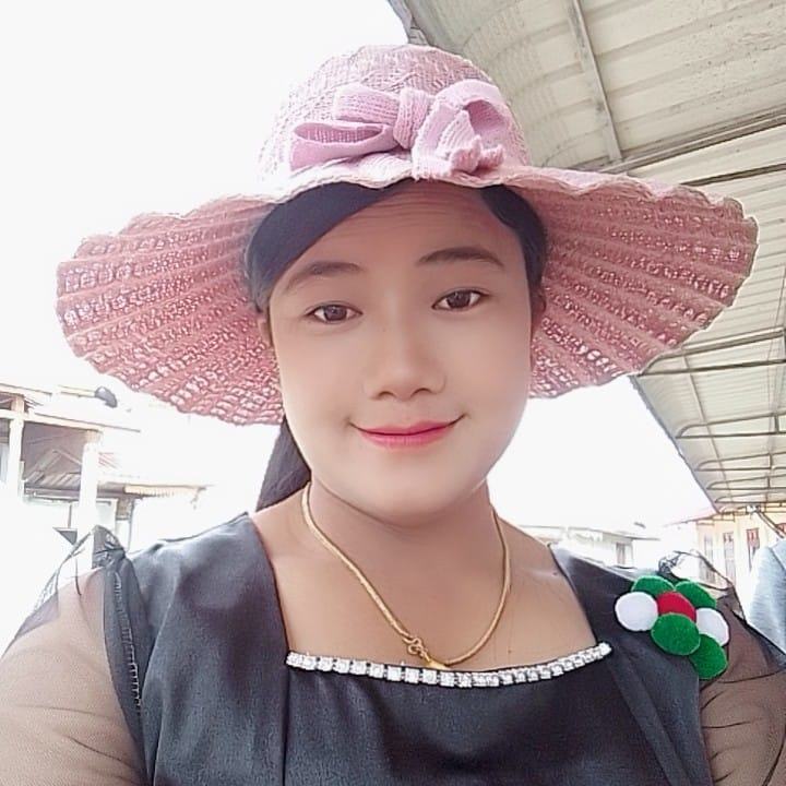 လွေး မွန်ဦး