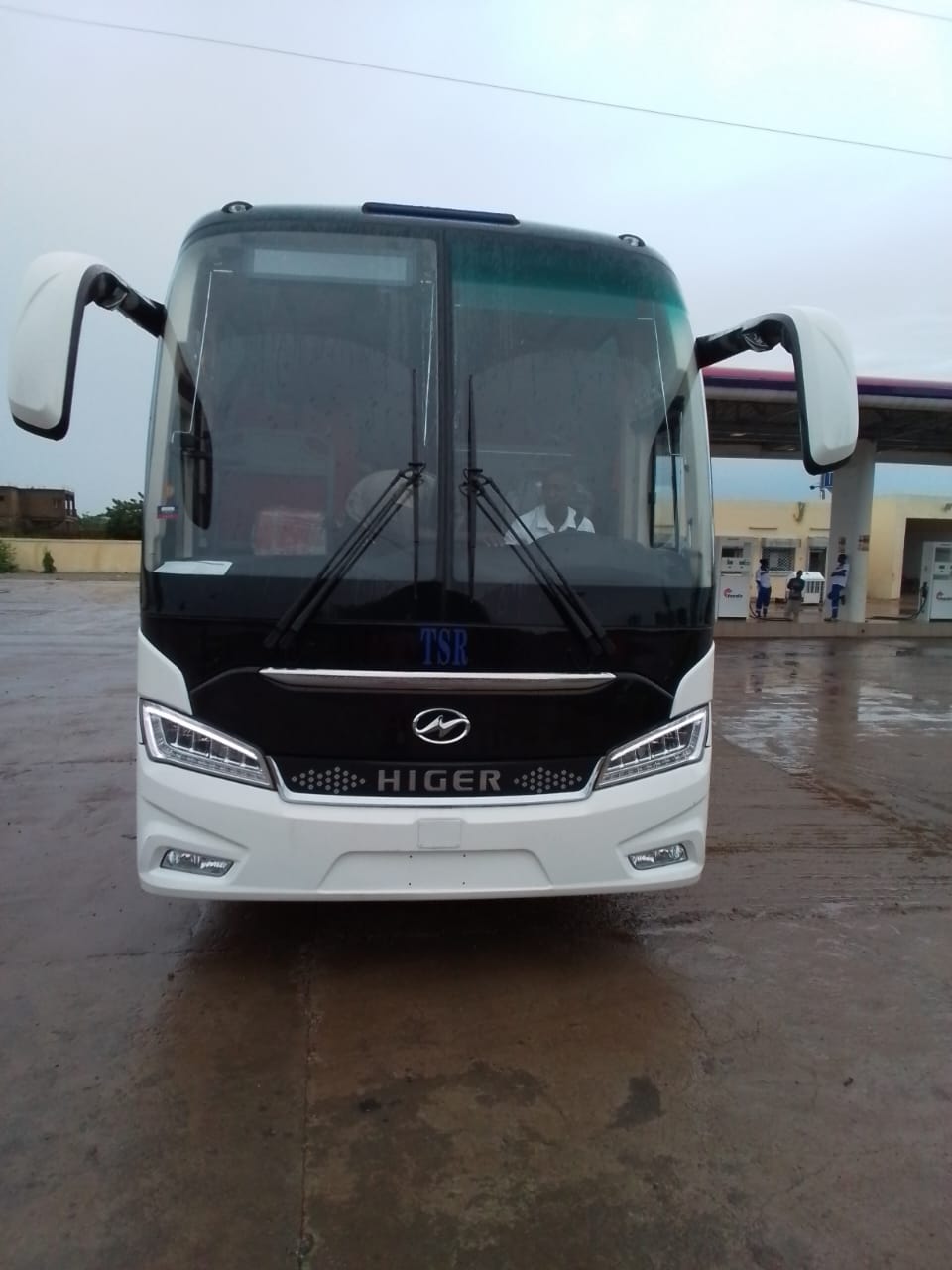 TSR - OUAGA-BENIN désormais active avec des bus VIP... | Facebook