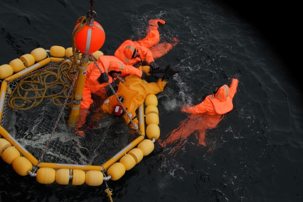 The Dacon Rescue Basket... - Dacon Maritime Rescue Equipment | Facebook