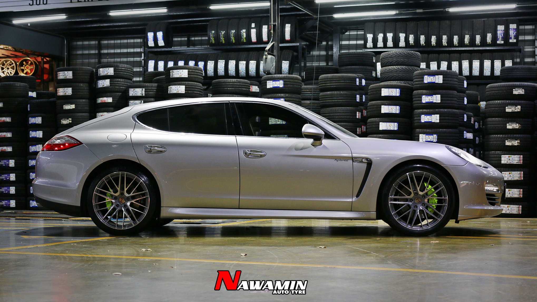 Porsche Panamera จัดล้อใหม่ยางใหม่ครบๆ ล้อ oem Porsche F : 21x9.5