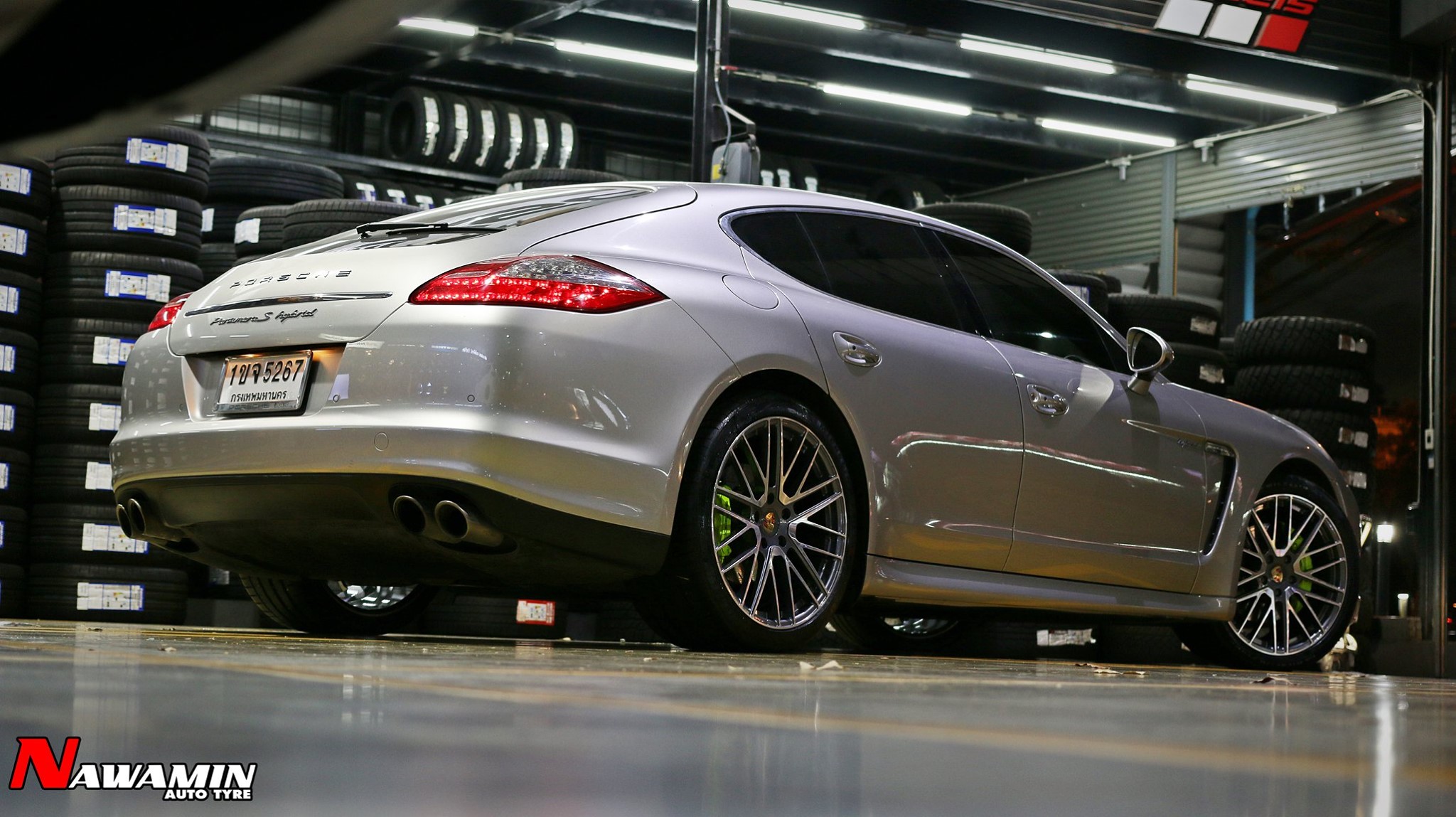 Porsche Panamera จัดล้อใหม่ยางใหม่ครบๆ ล้อ oem Porsche F : 21x9.5