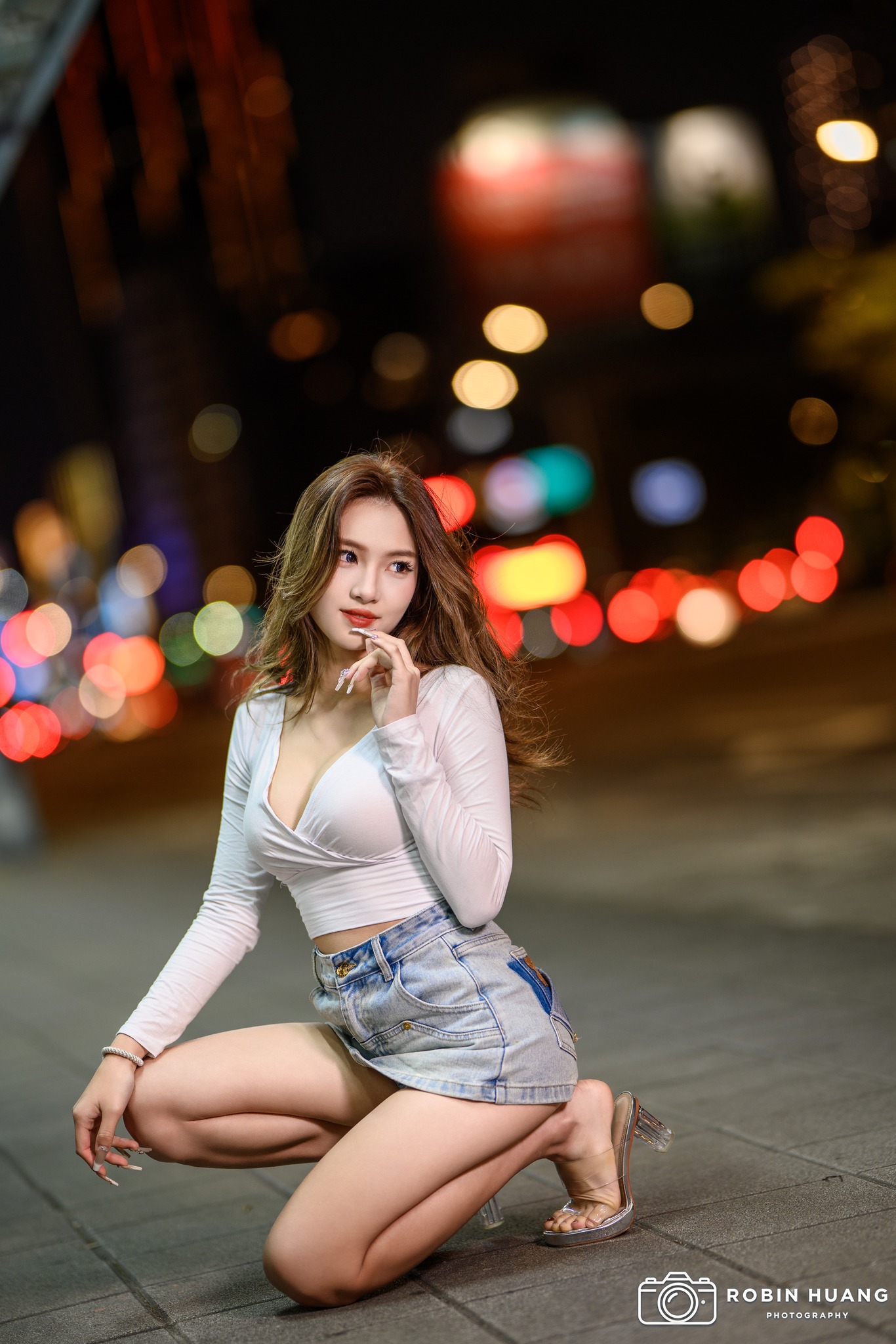 Robin Huang (@robin.huang.180) • Facebook