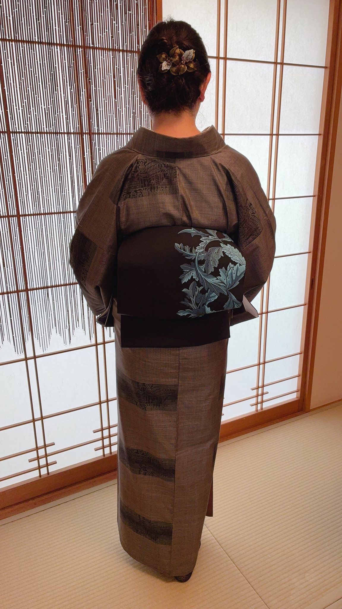 ヤフオクで落とした未仕立て袋帯。両端が閉じていないがサイドは縫って