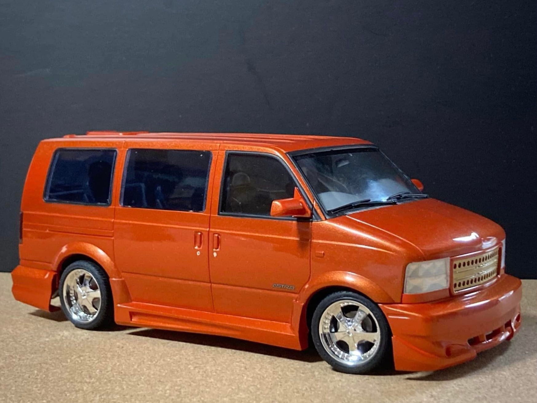 Fujimi Chevrolet Astro Xenon Python model completed