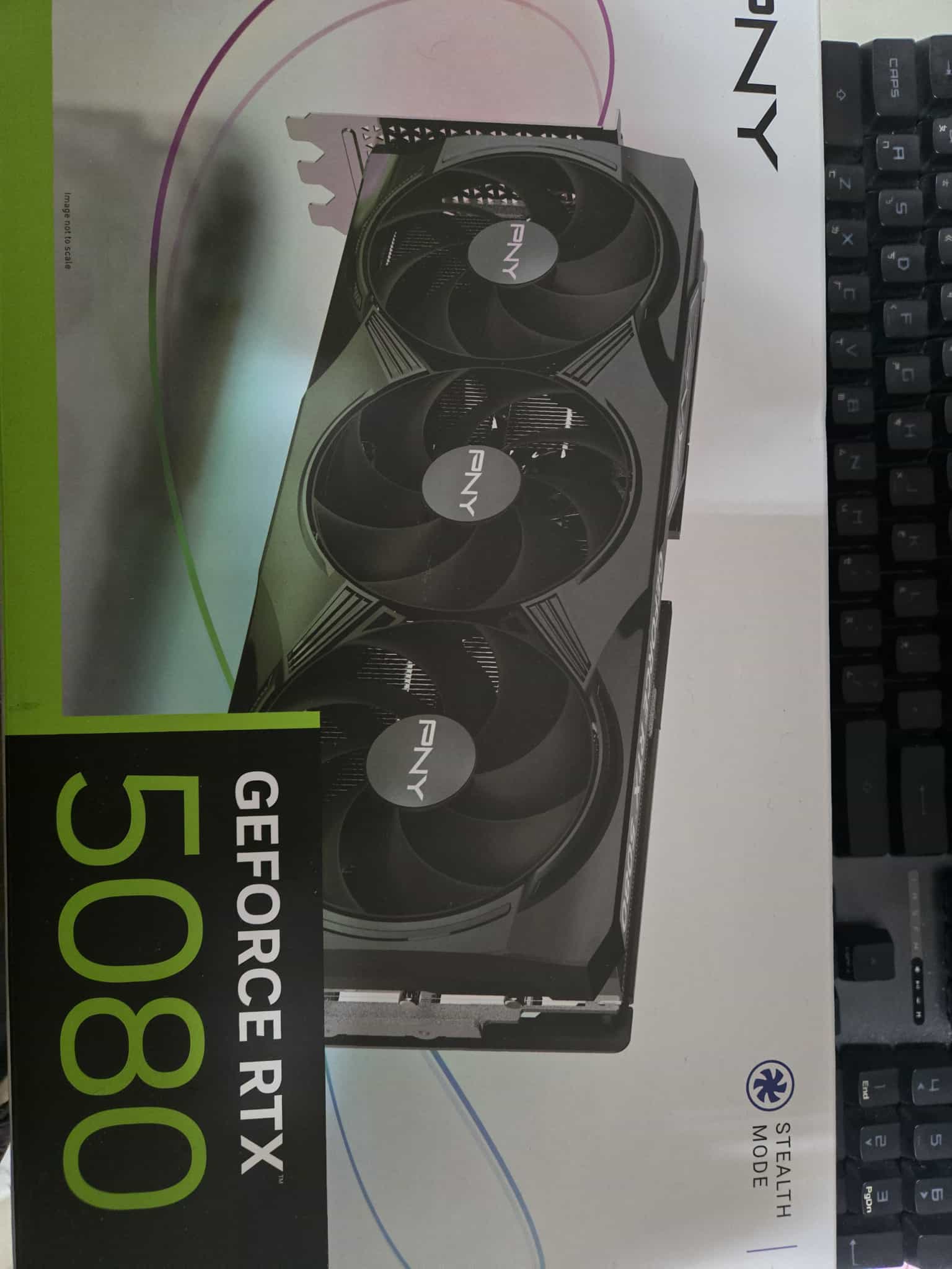 電腦硬體買賣社團 | pny 5080 triple fan小貼換技嘉或微星中高端5080 | Facebook
