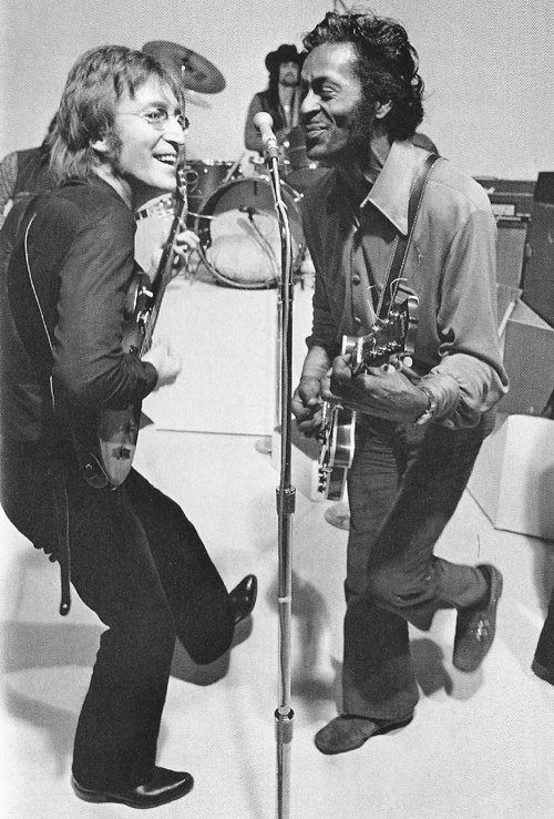 John Lennon, Chuck Berry and Yoko Ono👀