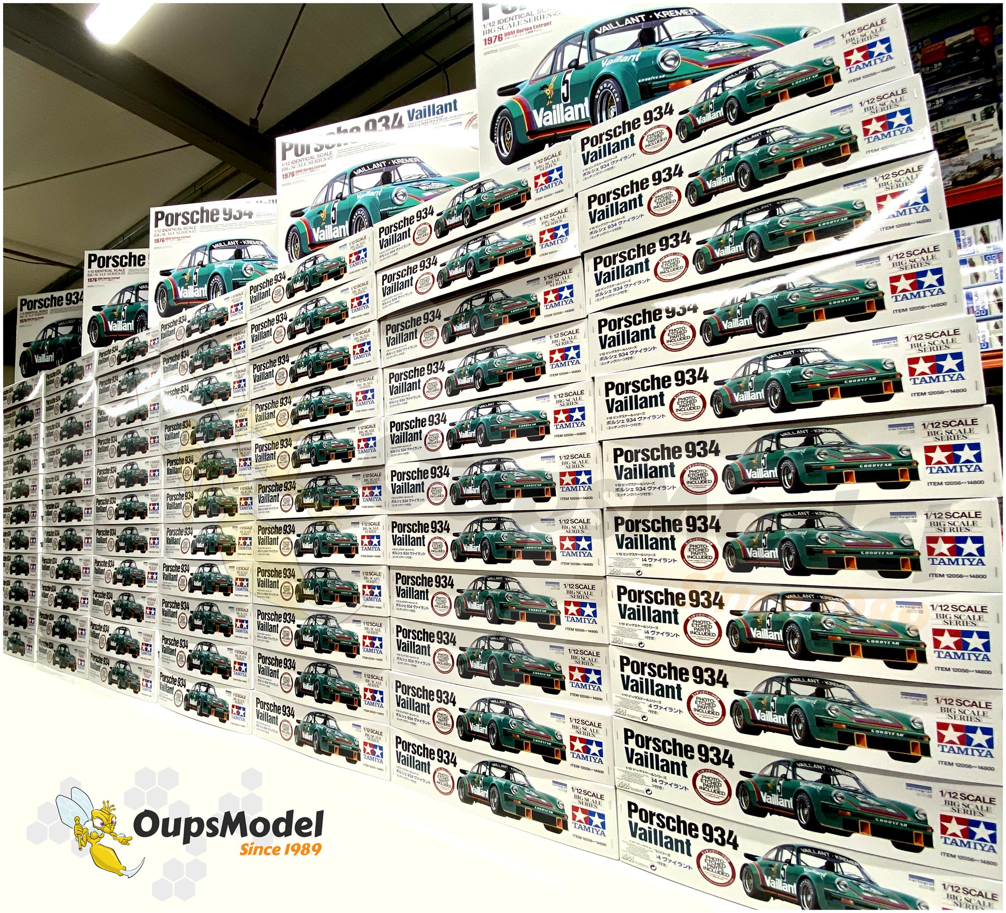 Tamiya 24334 Voiture de sport 1/24 Série n° 334 Porsche 934 Turbo RSR Modèle en plastique vibrant