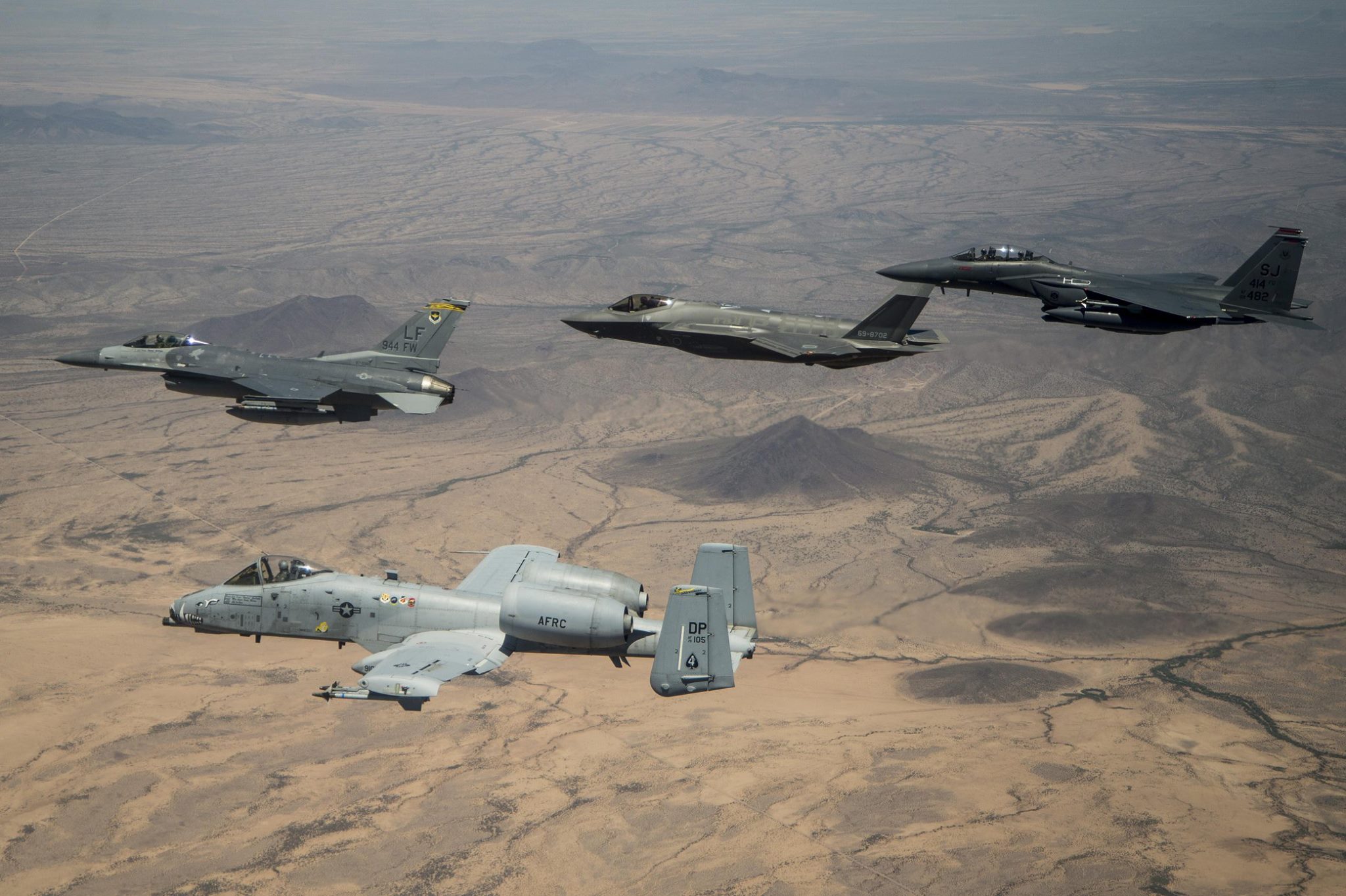 US. Air Force F-16 F-15 F-22 F-35