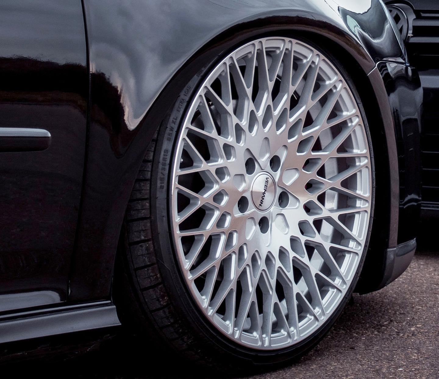 LK Performance - Mk5 Golf GTi with Veemann VC540 filling... | Facebook