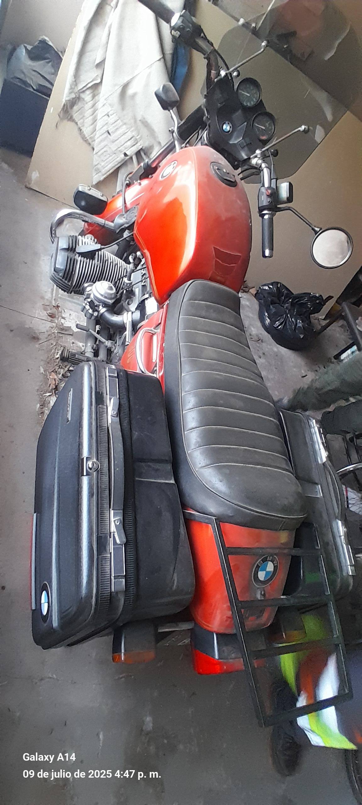 BMW R8081 solo para interesad@s y entendidos Wsp [hidden information ...
