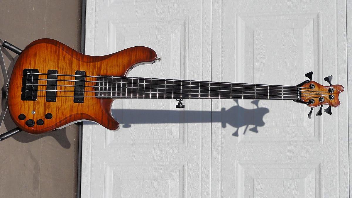 Brubaker Custom JXB5 Bass Guitar Review and Experience