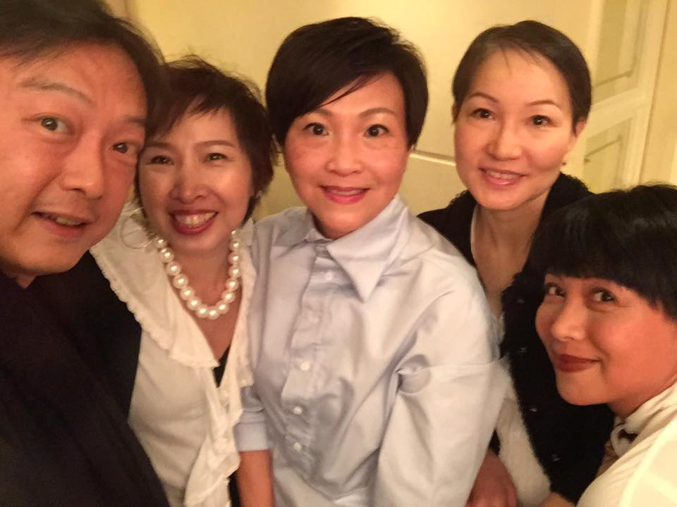 孖住Kitty媽 - 夏志珍和我一同參選86年度的香港小姐😉結果🙄...不重要！最重要的是原來她從小認識的好朋友，也是... | Facebook