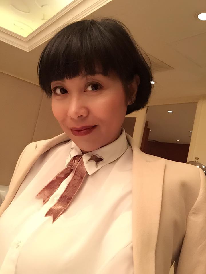 孖住Kitty媽 - 夏志珍和我一同參選86年度的香港小姐😉結果🙄...不重要！最重要的是原來她從小認識的好朋友，也是... | Facebook