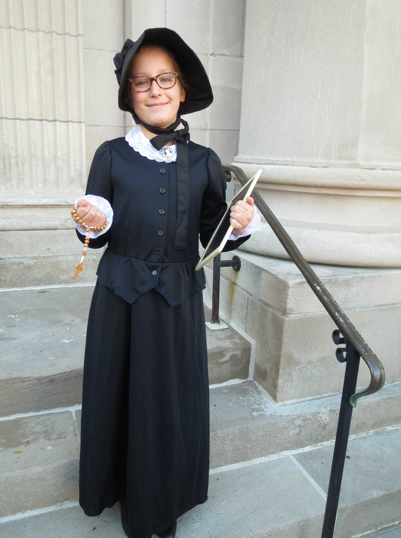 Happy feast of St. Elizabeth Ann... - Holy Cross School | Facebook