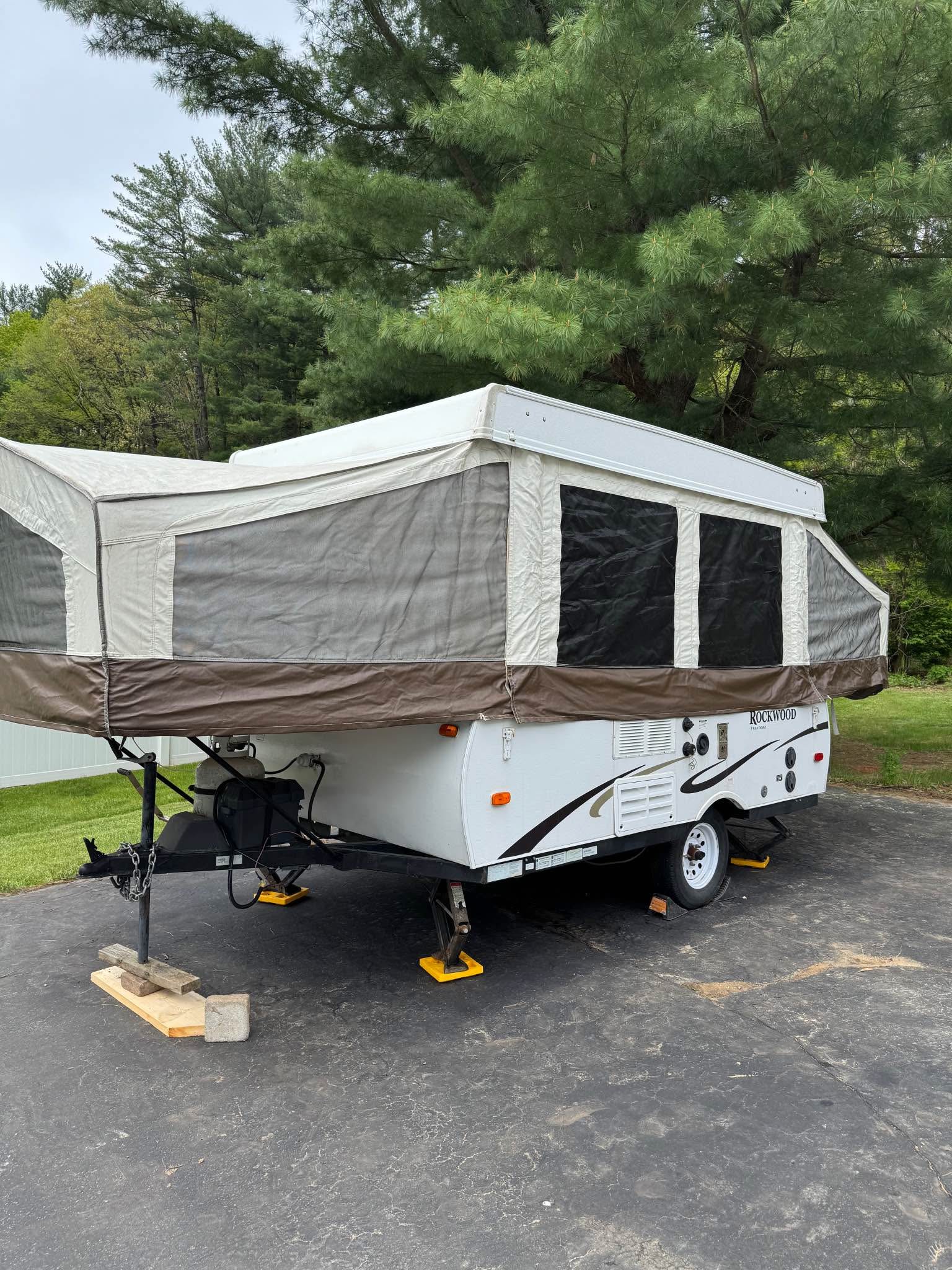 Rockwood Freedom Pop Up Camper - Campers - Guilderland, New York ...