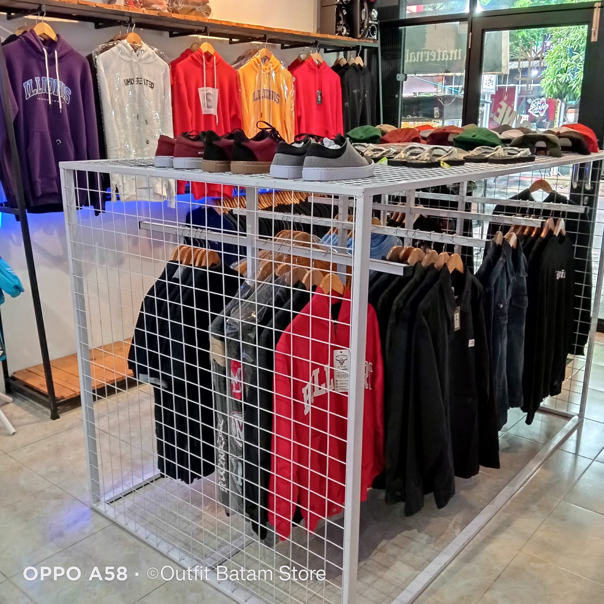 Outfit Batam Store Distro | Batam