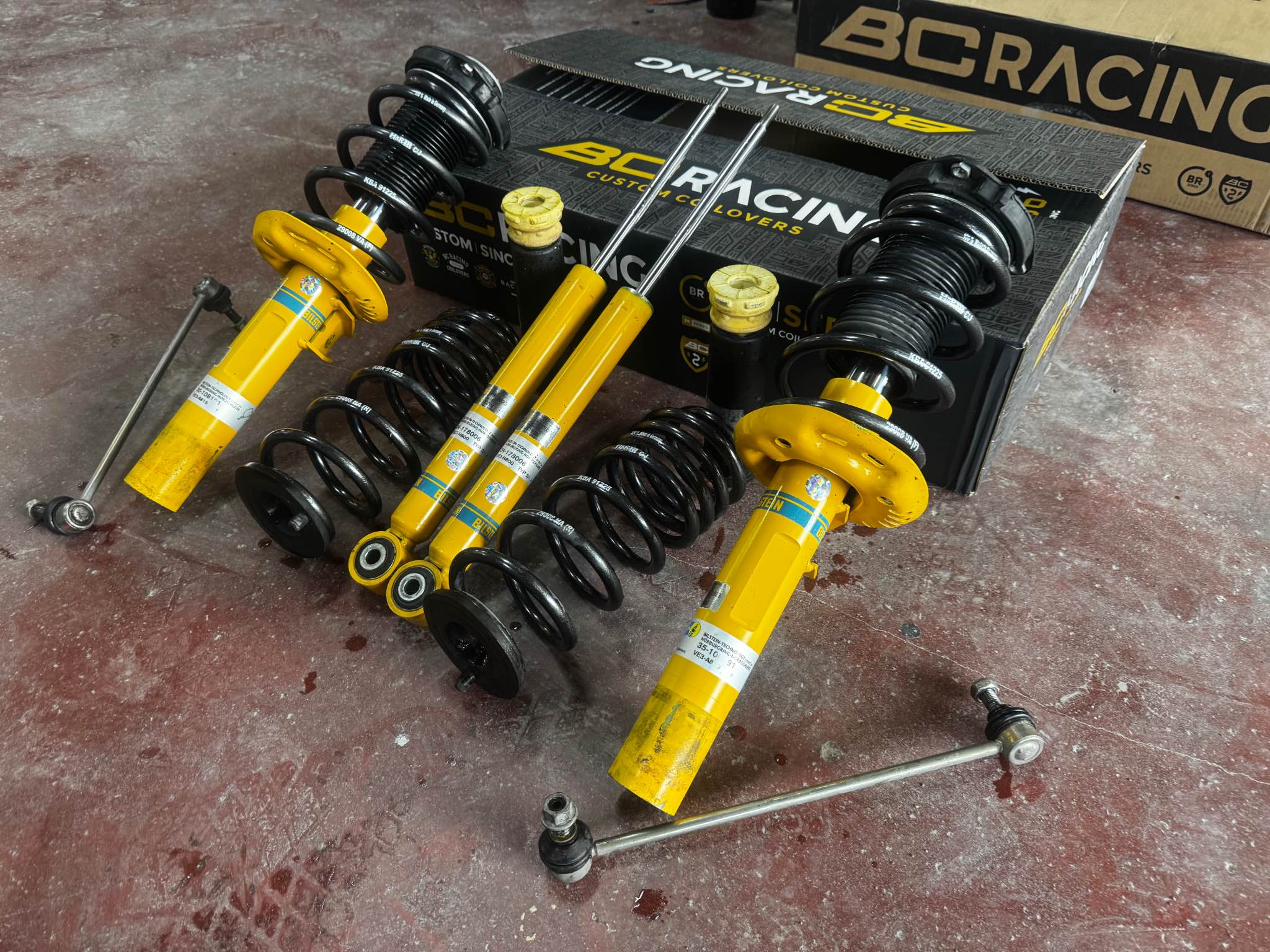 その他 Gen Bilstein B8 & H&R lowered spring VW Jetta / Vw Mk6 Golf for sales