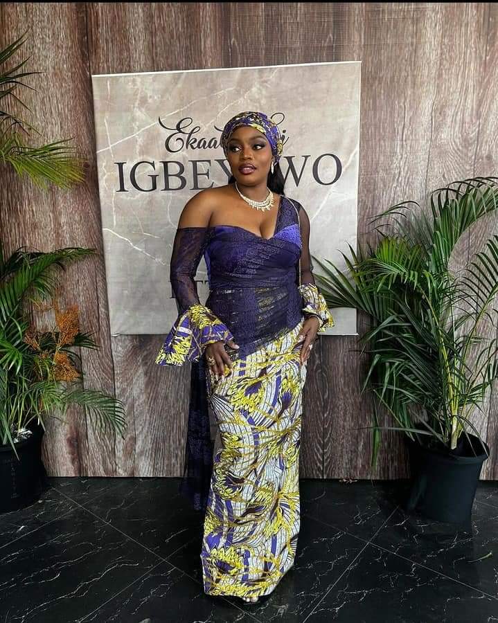 african dresses for slim ladies Beautiful Ankara Gown Styles See more styles>>> https://suwum.com/beautiful-ankara-gown-styles-for-slim-ladies LowStock:43472860708915
